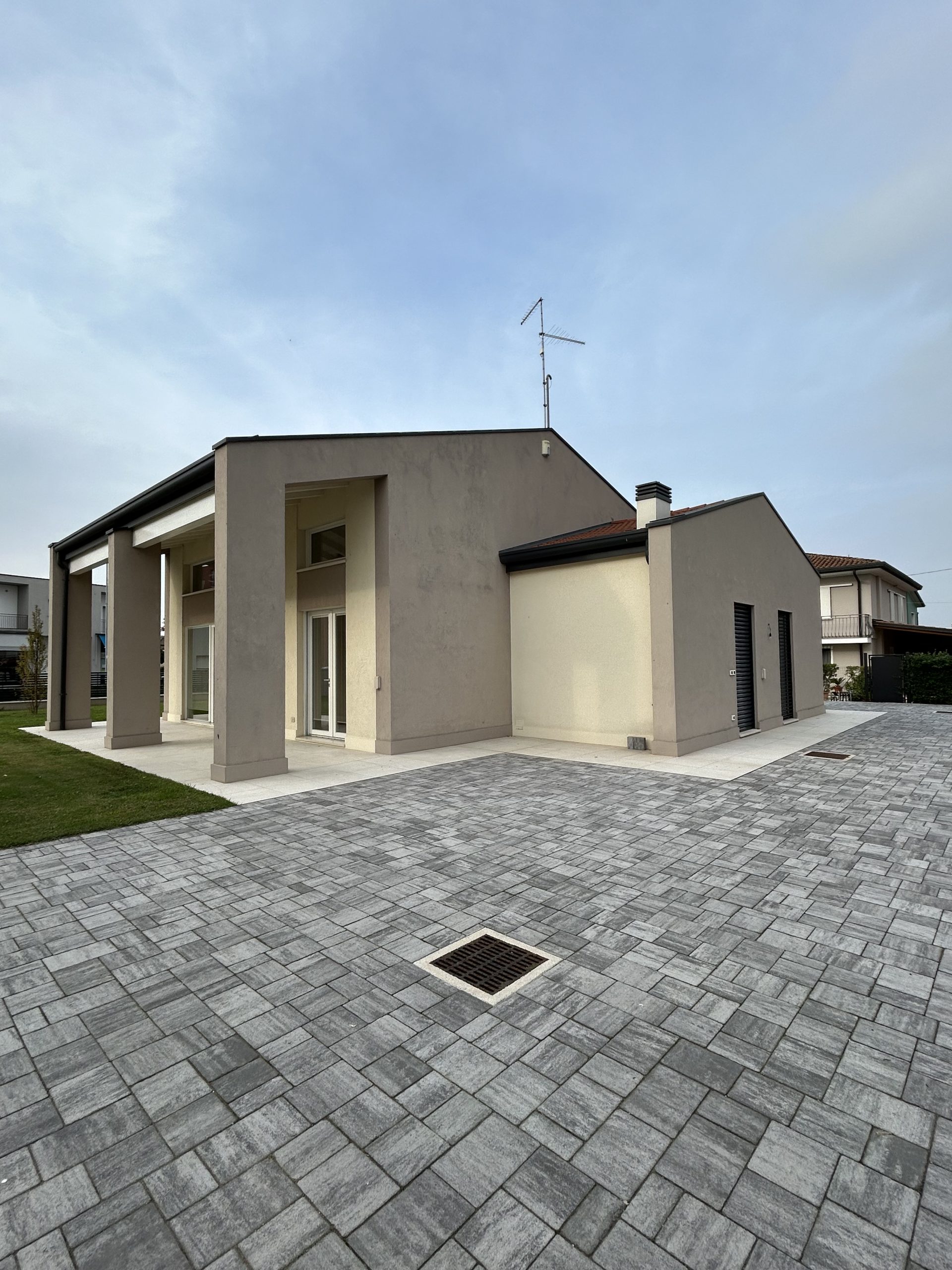StudioG13_Abitazione_Unifamiliare_Xlam_Legno_Lamellare_Urbana_Padova_Isolamento_Termico_Acustico_Doppia_Falda_06