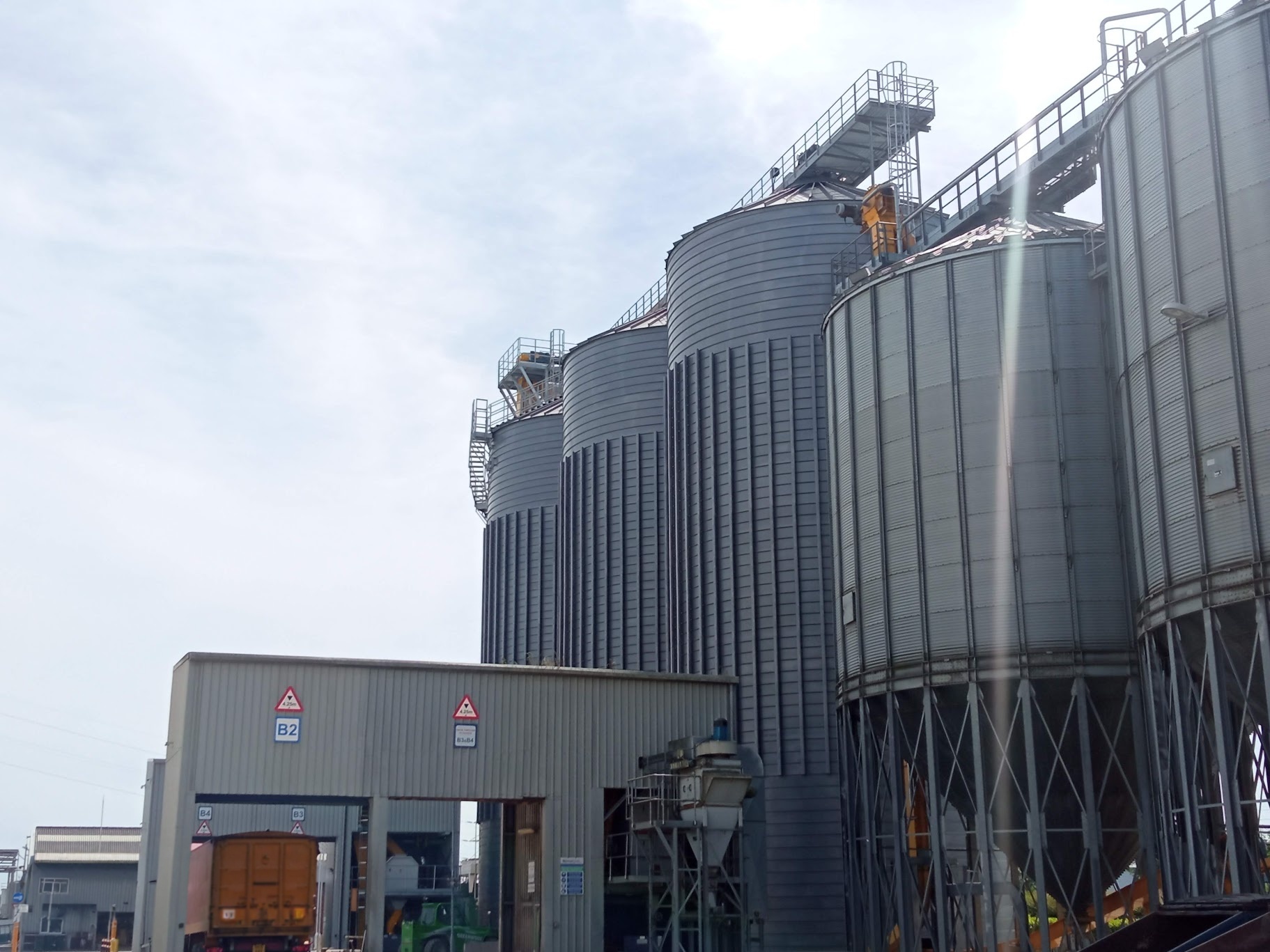 StudioG13_Selby_North_Yorkshire_Silos_Stoccaggio_Grano_Regno_Unito_Strutture_Metalliche_Filiera_Agricoltura_03